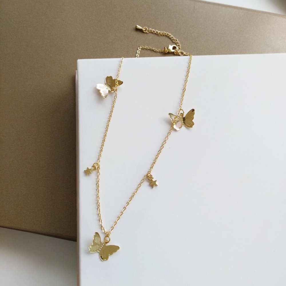 💕LAST one Butterflies Necklaces - Picture 2 of 5